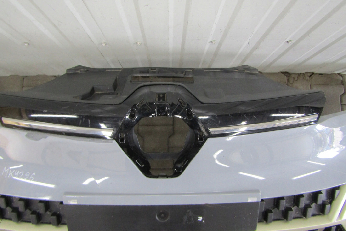 Front Bumper RENAULT MEGANE 5 E-TECH 22-