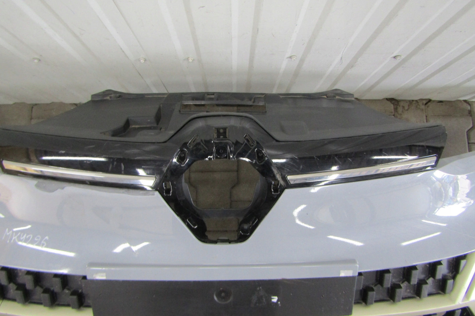 Front Bumper RENAULT MEGANE 5 E-TECH 22-