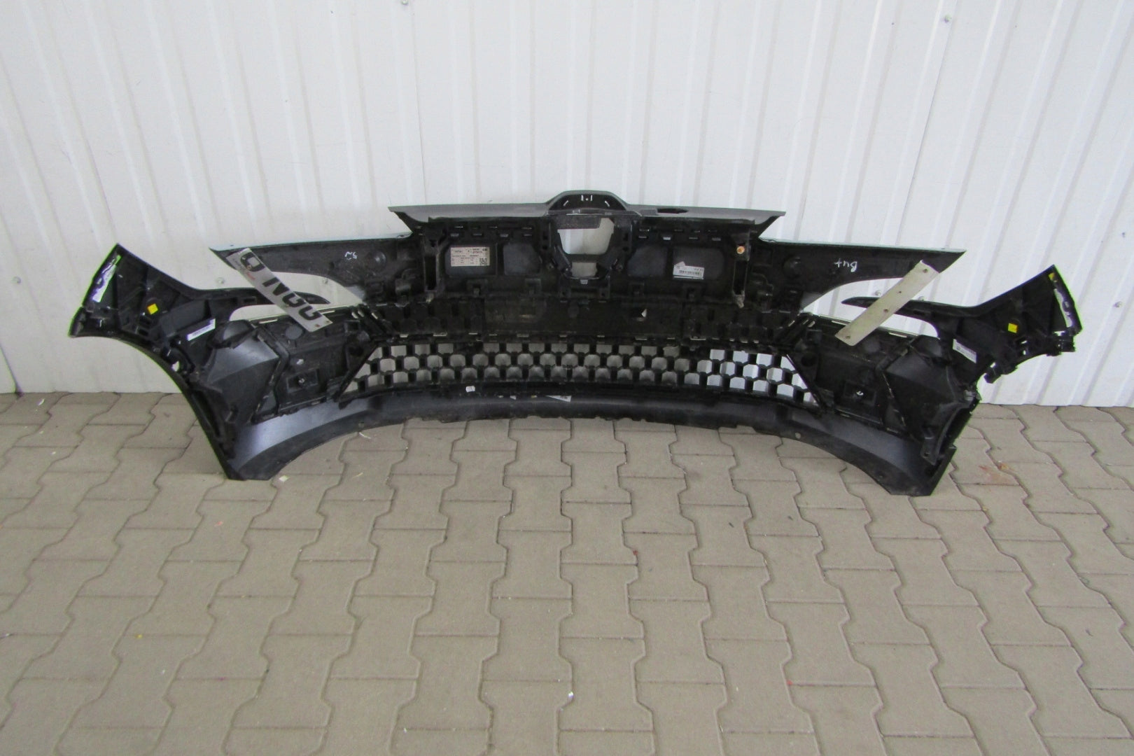 Front Bumper RENAULT MEGANE 5 E-TECH 22-