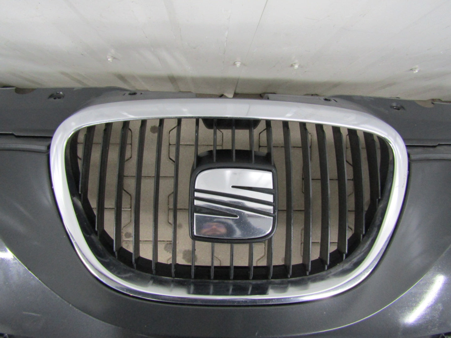 Front Bumper Seat Altea 5P0 04-09