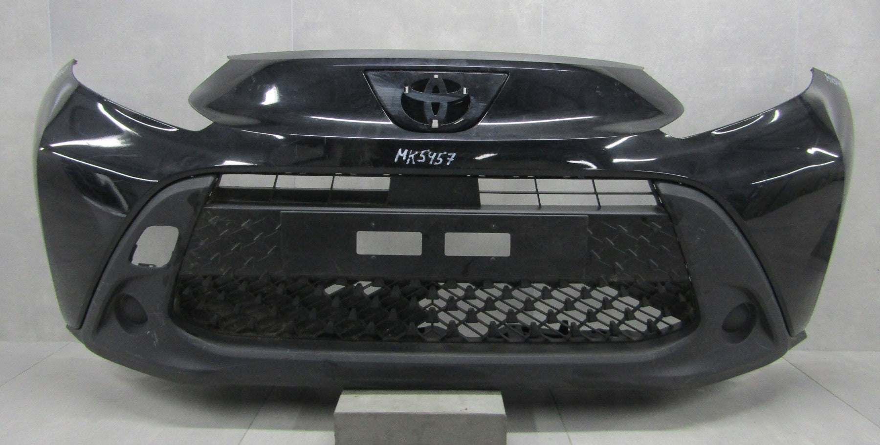 Front Bumper Toyota Aygo X 22- (+ reinforcement)