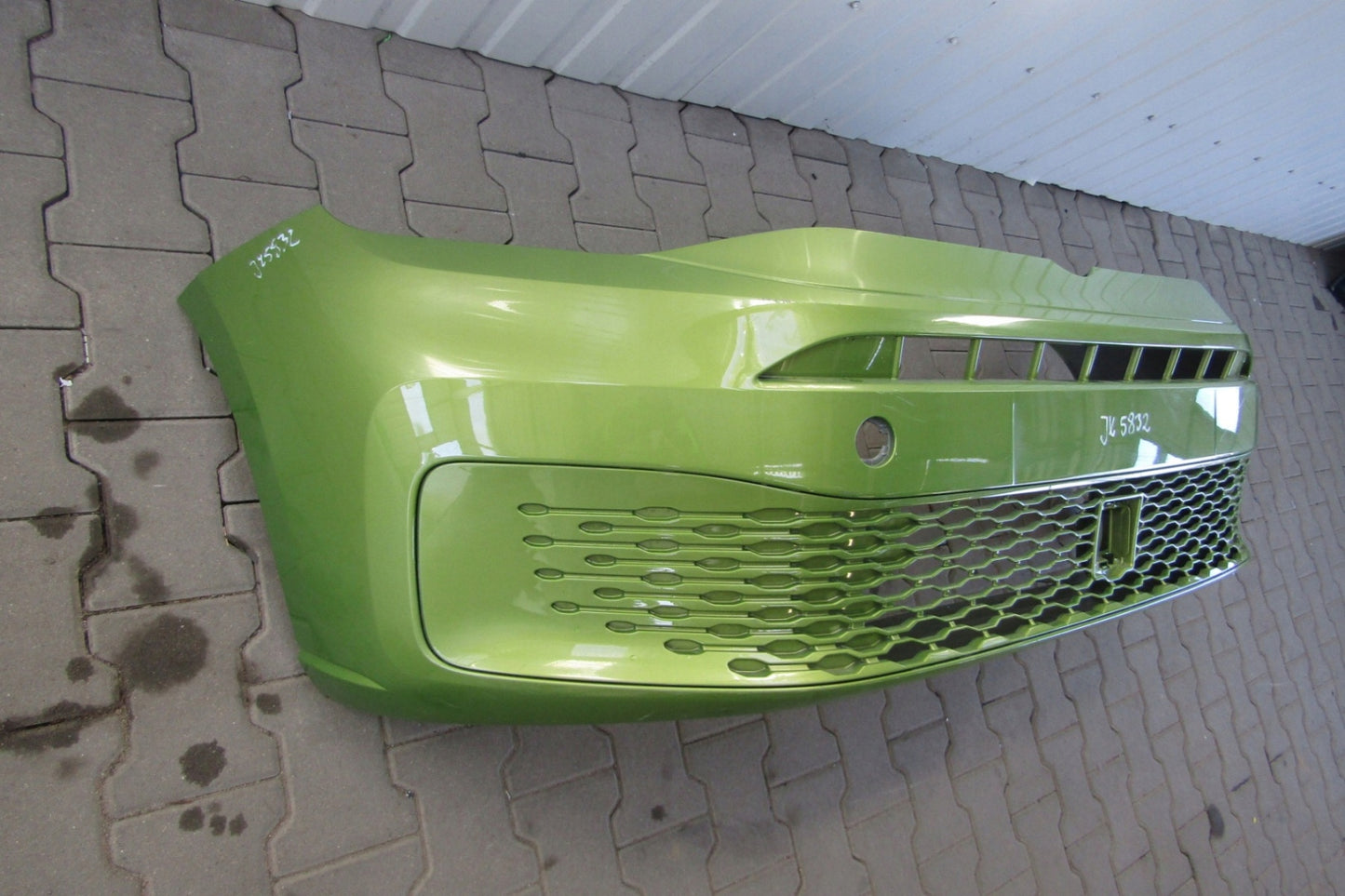 Front Bumper for VW Caddy 5 V 2K7 20-