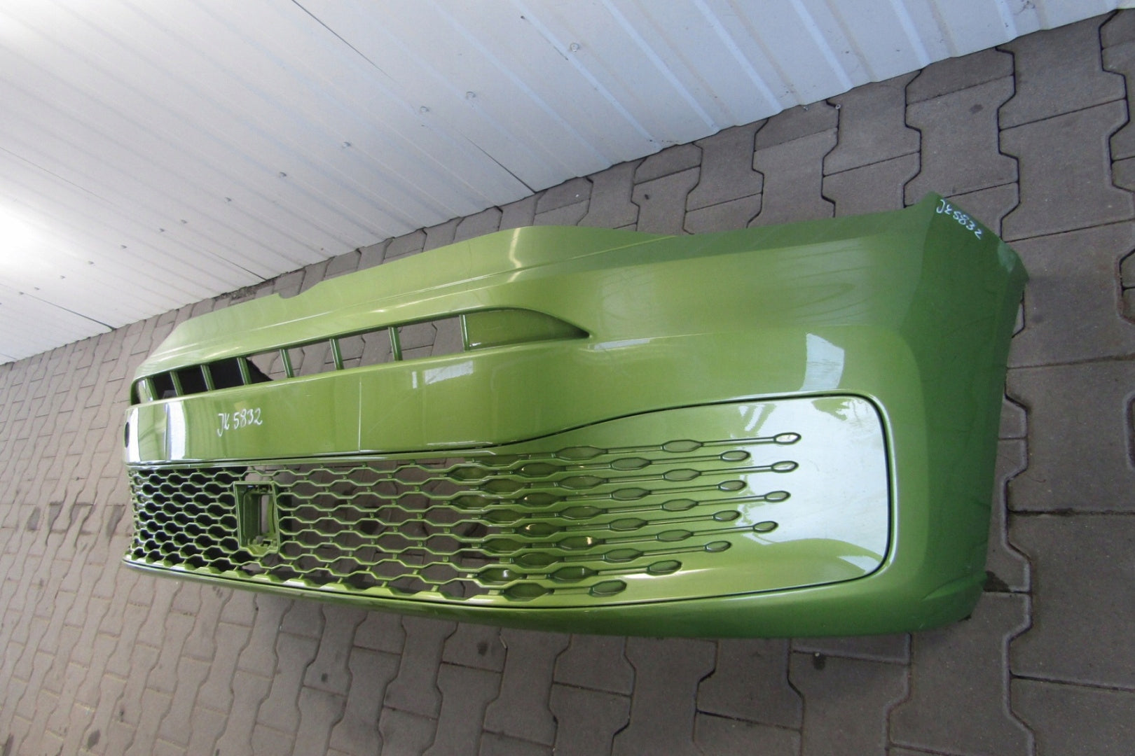 Front Bumper for VW Caddy 5 V 2K7 20-