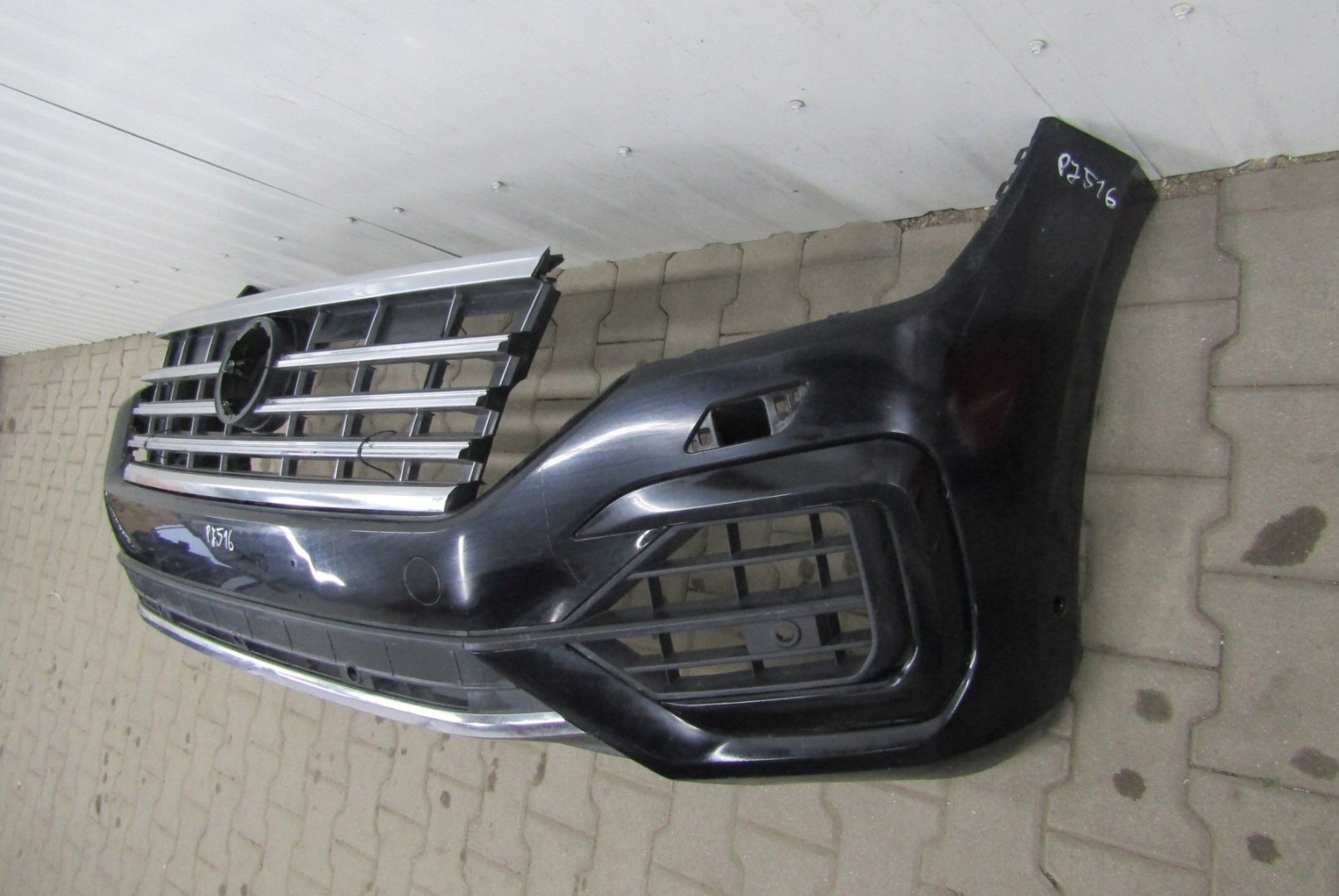 VW Touareg 3 III R-Line 760 18- Front Bumper