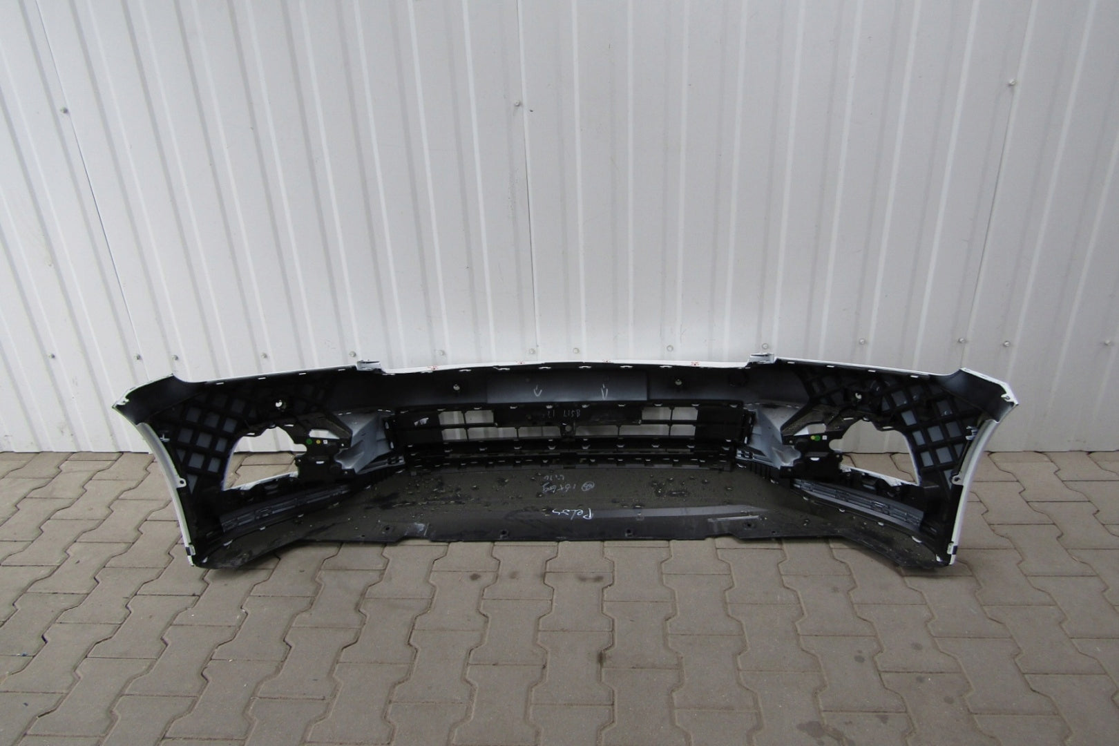 Front Bumper Volkswagen Phideon 3ED 16-
