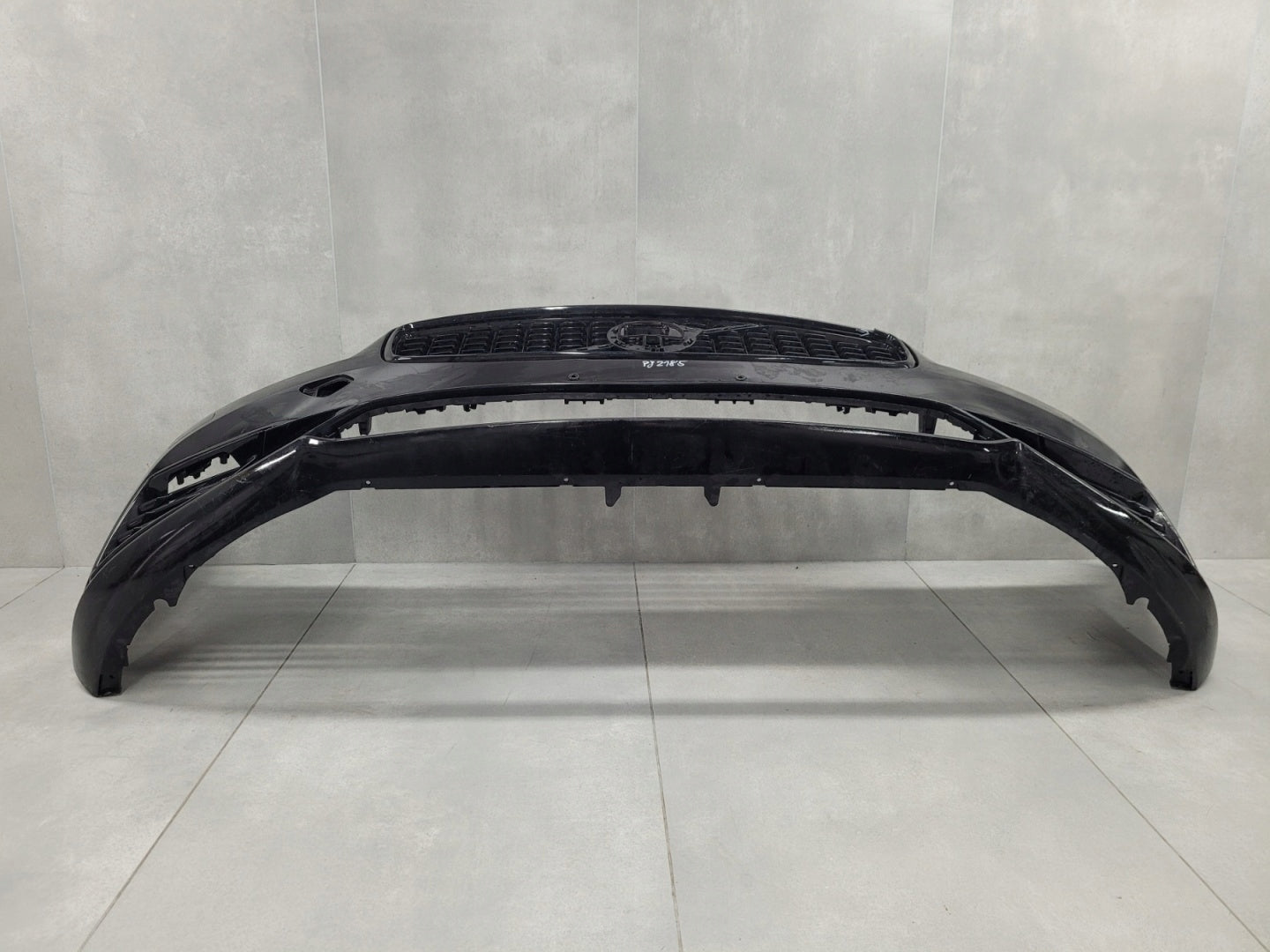 Front Bumper Volvo S90 V90 R Design Lift 20-