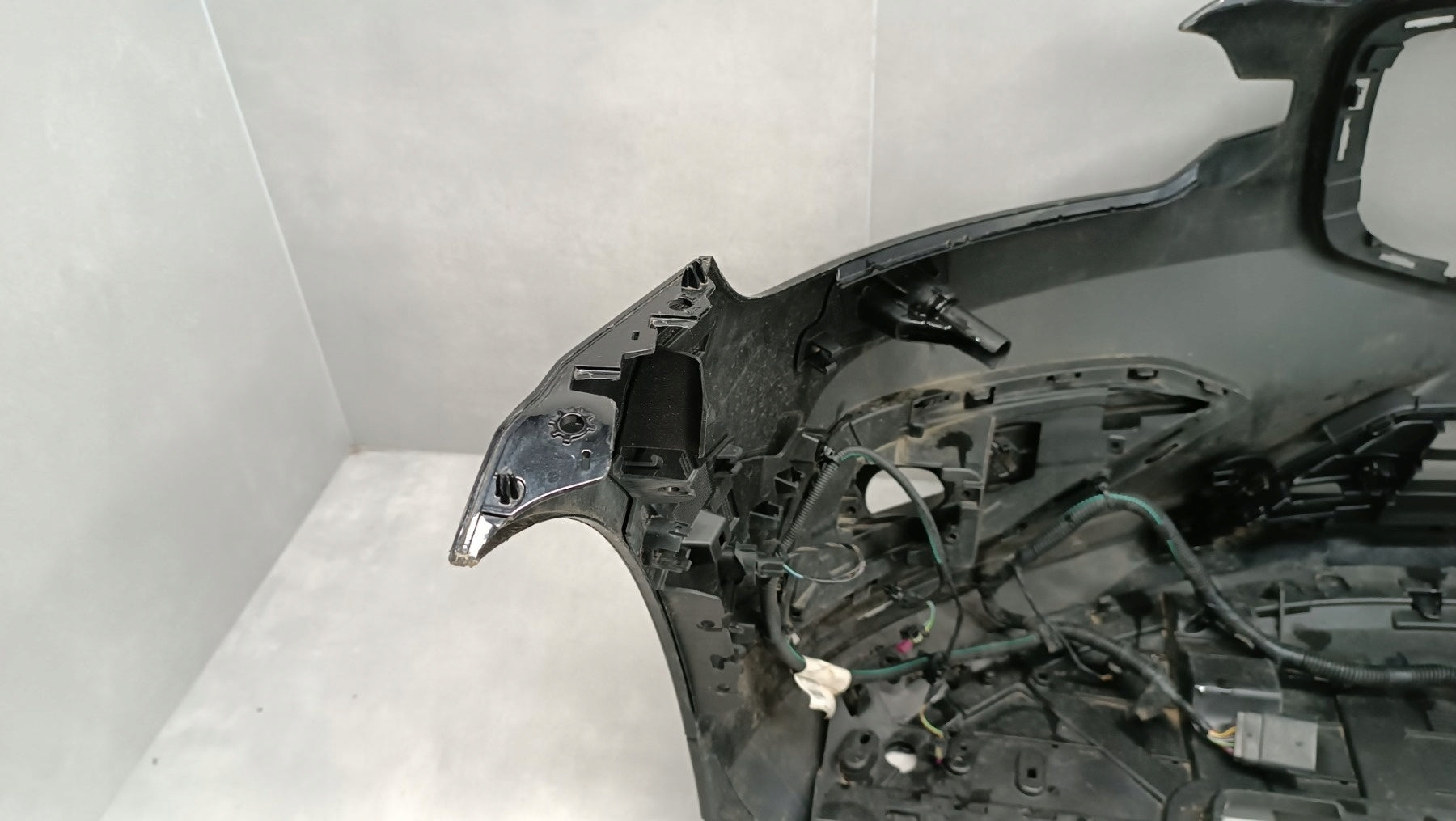 Front Bumper Volvo V60 S60 III 3 18- / + Cover + Wiring Harness