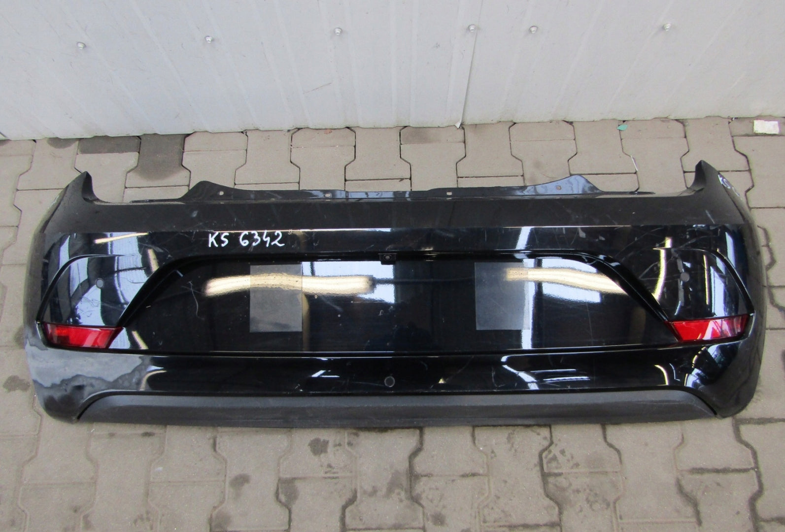VW Up 1S6 Lift 16- Rear Bumper (Camera + PDC)