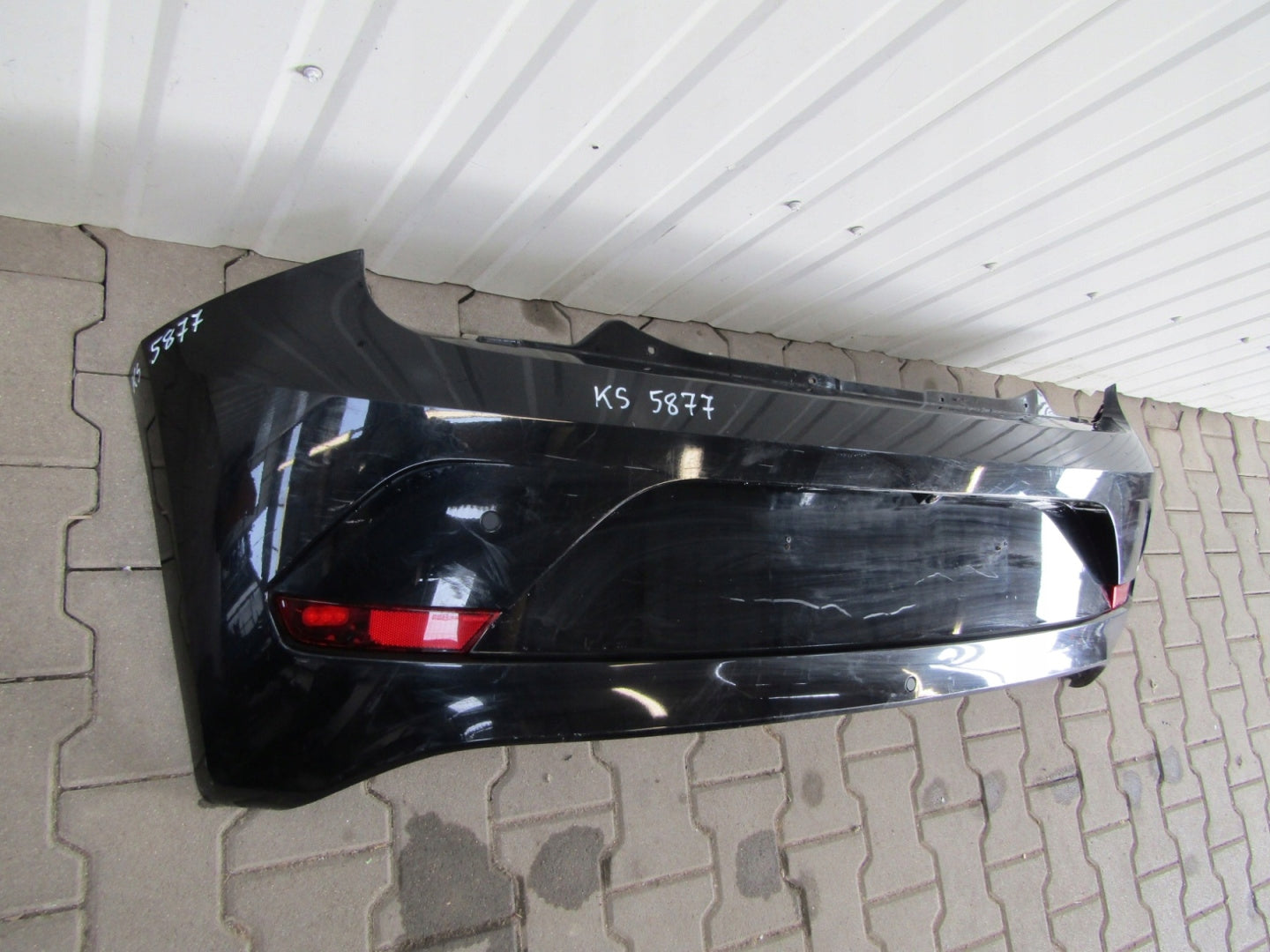 VW Up 1S6 Lift 16- Rear Bumper (Camera + PDC)