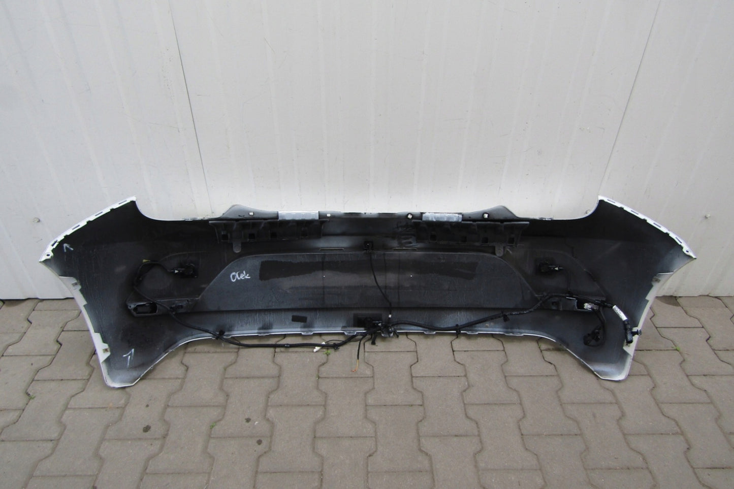 VW Up 1S6 Lift 16- Rear Bumper (Camera + PDC)