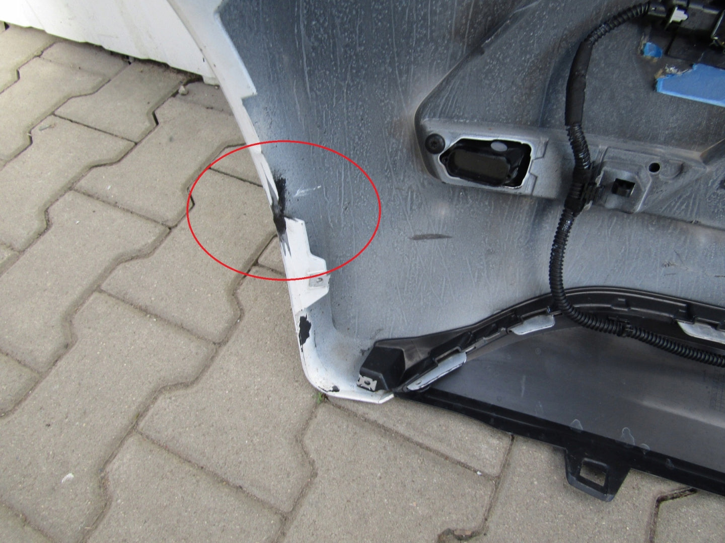 VW Up Lift Rear Bumper 16- (PDC)