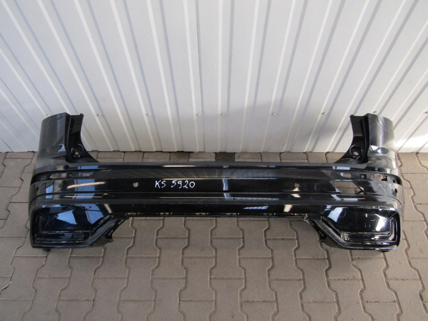 Rear Bumper for Volvo XC60 2 II R-Design Lift 21-