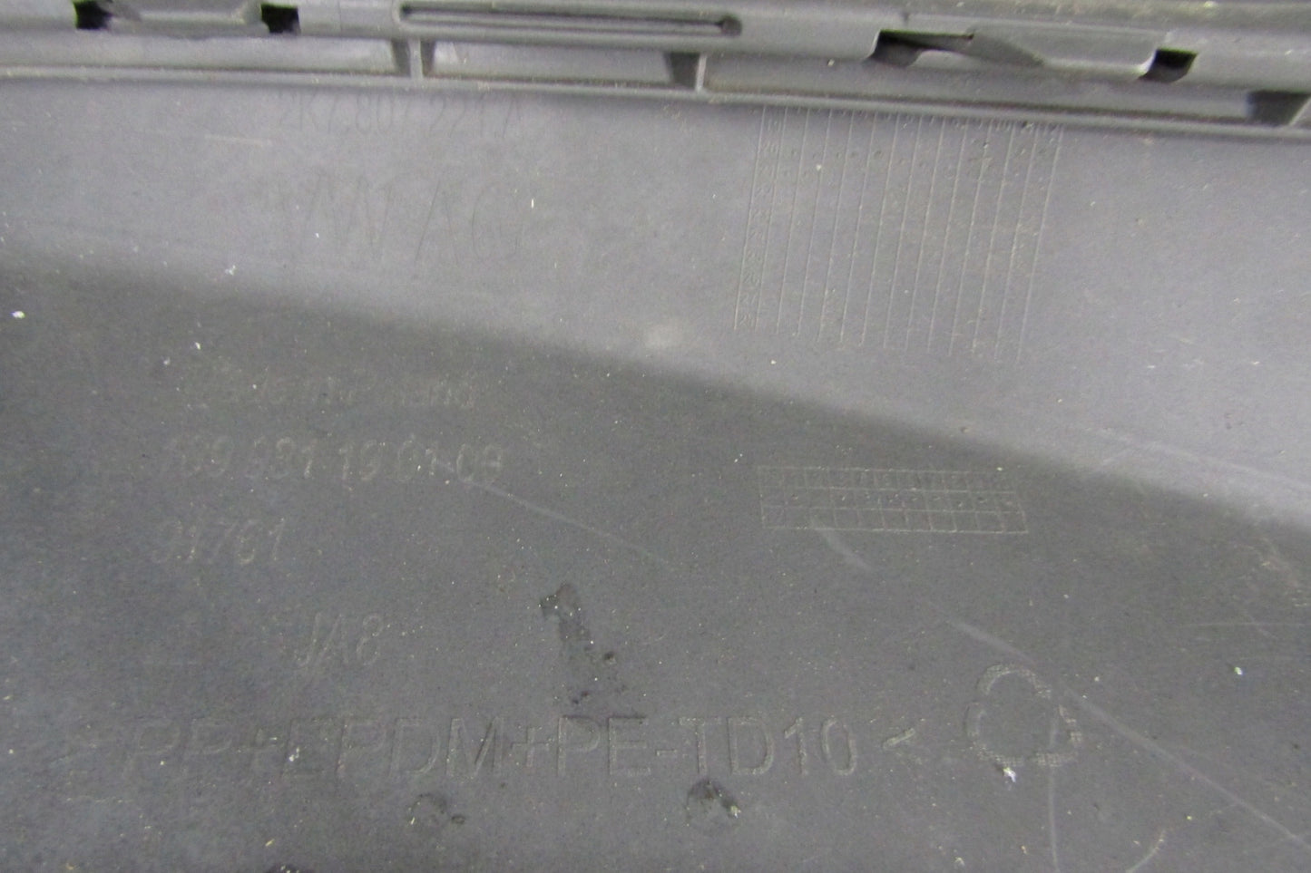 Front Bumper for VW Caddy 5 V 2K7 20-