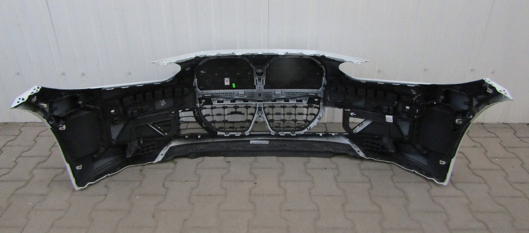 Front Bumper BMW i4 G26 eDrive E 21- 6 PDC