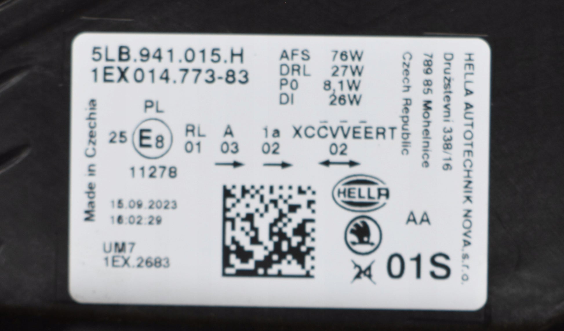 SKODA ENYAQ 5LB LEFT FRONT HEADLIGHT CRYSTAL ORG EU 5LB941015H