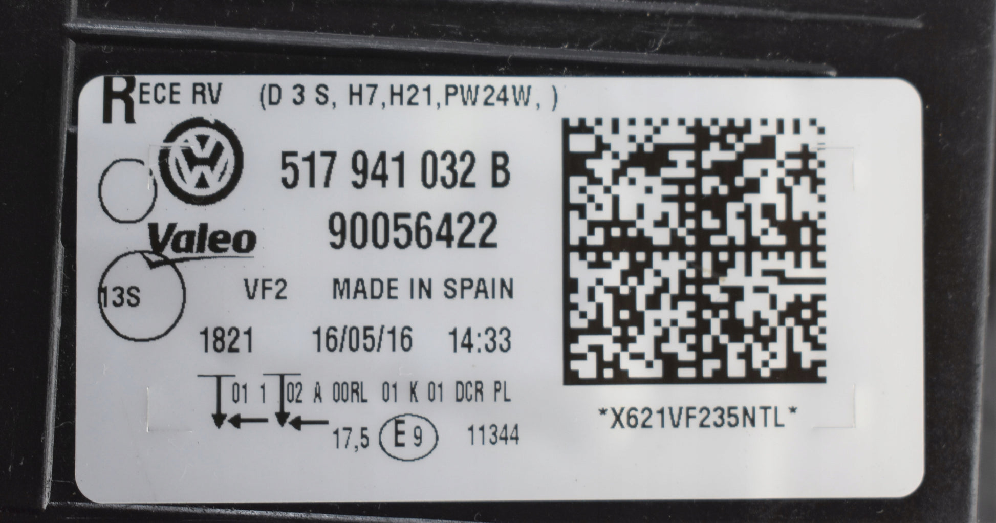 VW SPORTSVAN 517 HEADLIGHT RIGHT FRONT EU XENON ORG