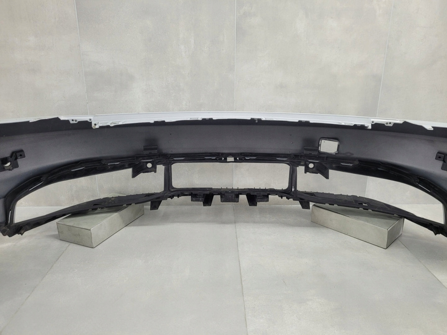 Porsche Taycan LIFT Front Bumper 9J 9J1 24-