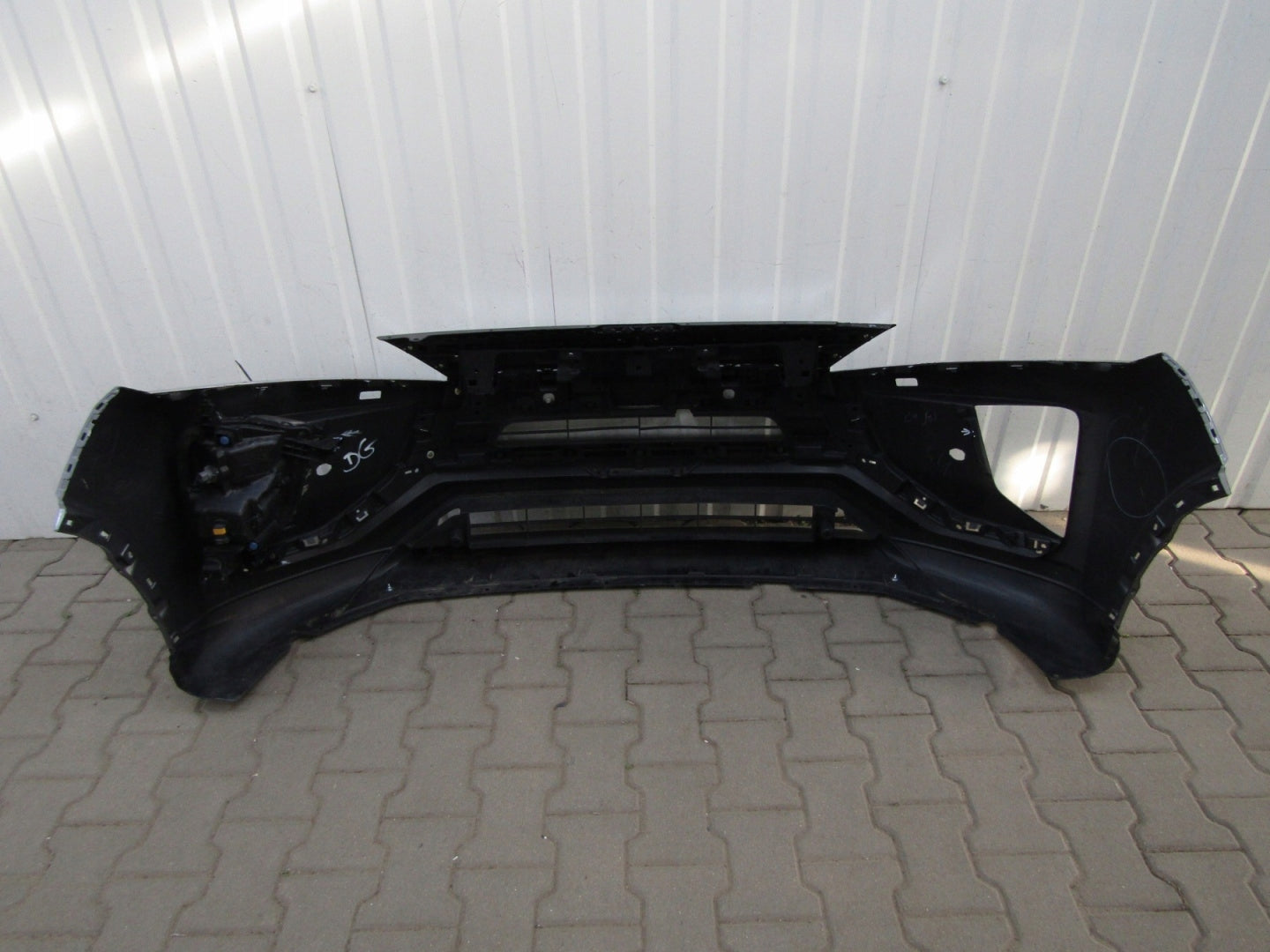 Mitsubishi Eclipse Cross 17- Front Bumper