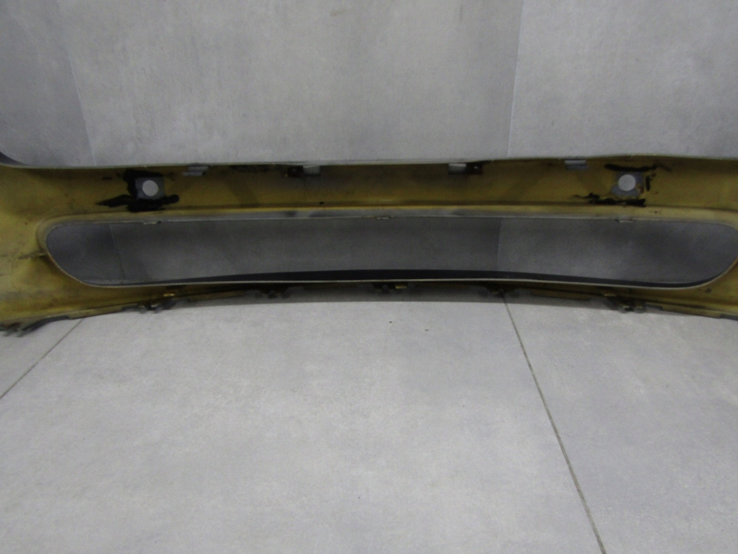 Aston Martin Vantage V8 05- Front Bumper