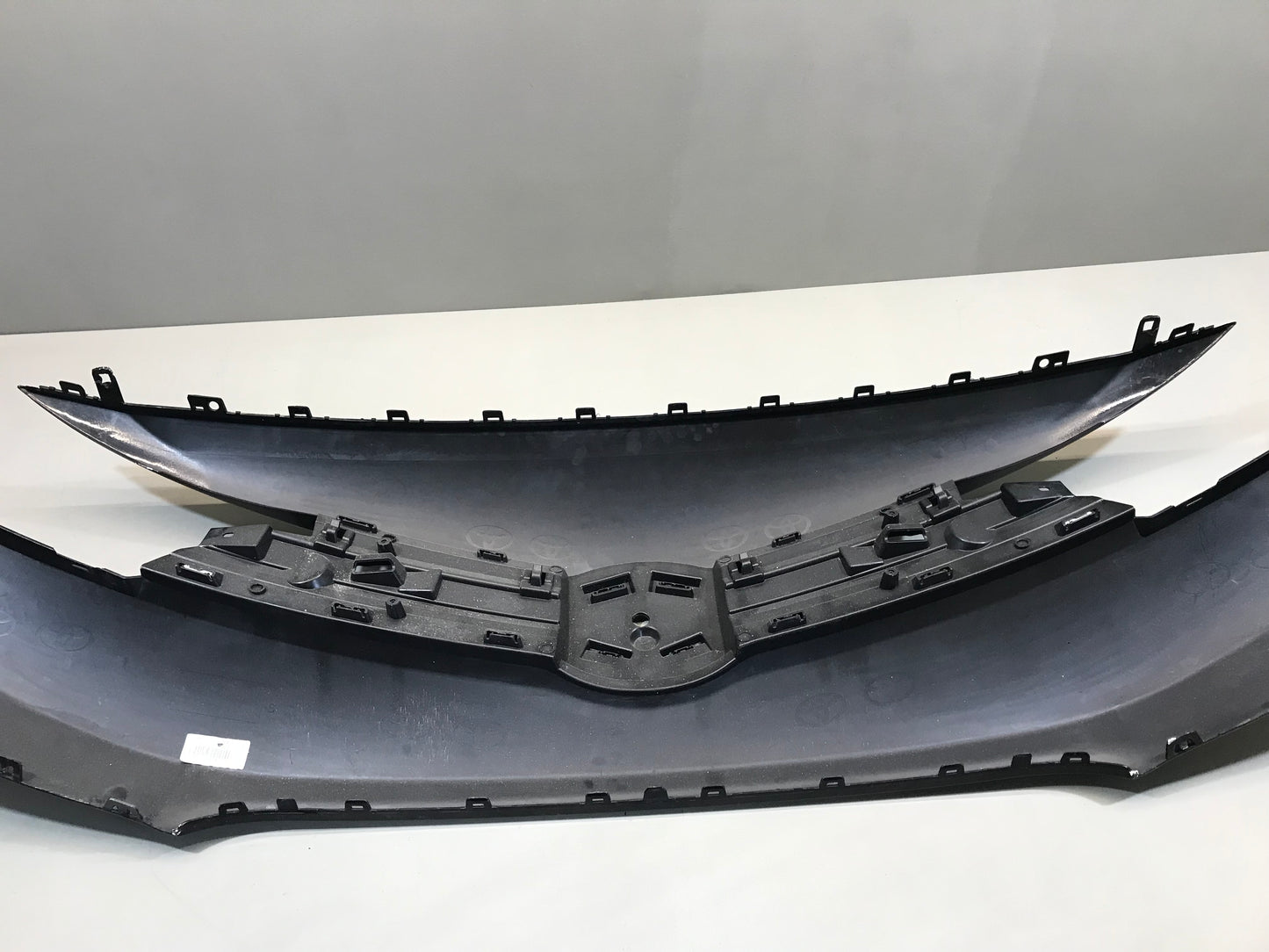 Toyota Proace 2016-  Front bumper Top 9811847477 1591340X M51024